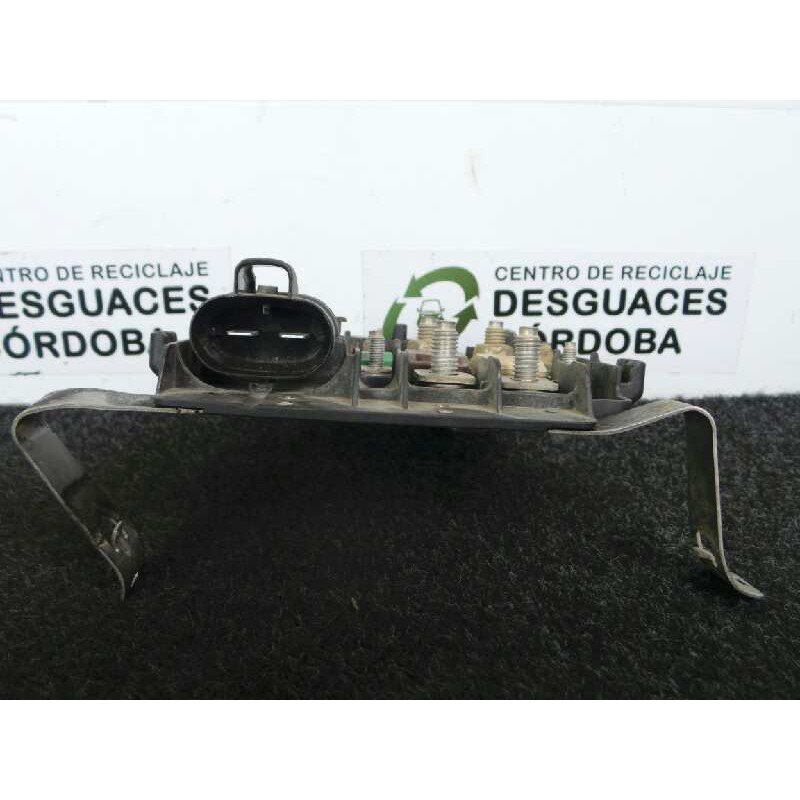 Recambio de caja reles / fusibles para renault kangoo 1.5 dci diesel cat referencia OEM IAM   