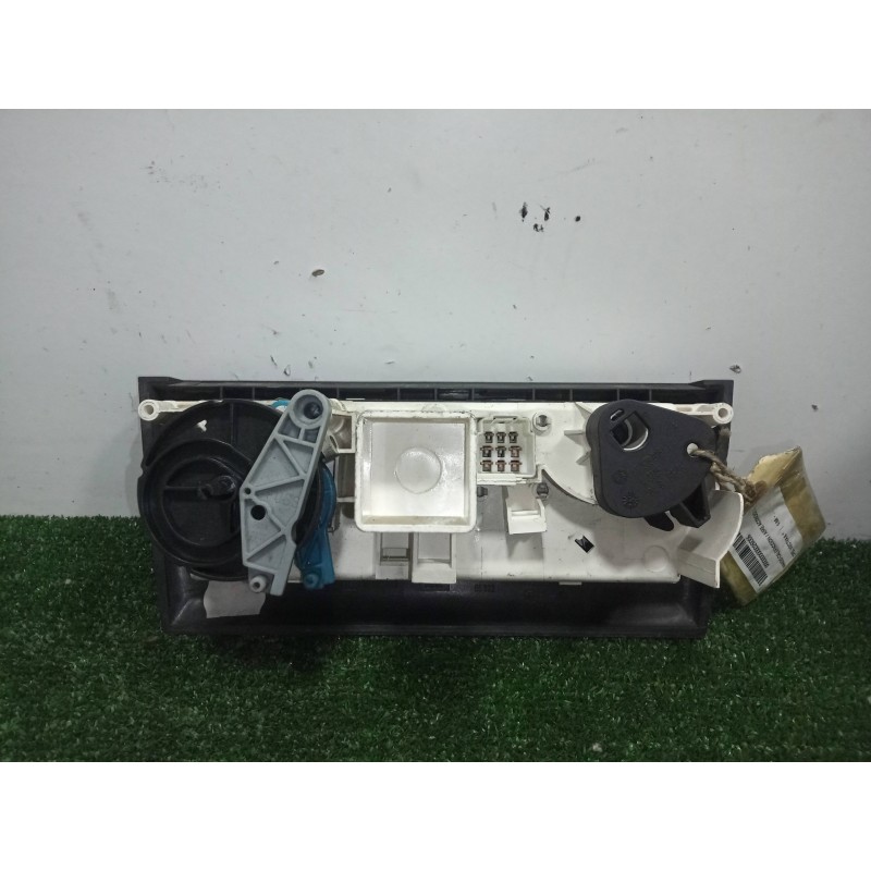 Recambio de mando calefaccion / aire acondicionado para opel vectra a referencia OEM IAM 6081F1A-86323 VECTRA.A 86323