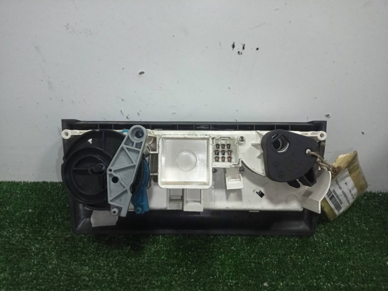 Recambio de mando calefaccion / aire acondicionado para opel vectra a referencia OEM IAM 6081F1A-86323 VECTRA.A 86323