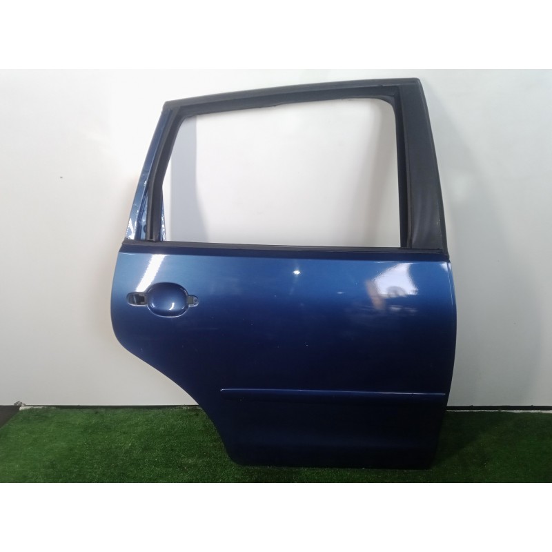 Recambio de puerta trasera derecha para volkswagen polo (9n3) 1.4 16v referencia OEM IAM  5.PUERTAS AZUL