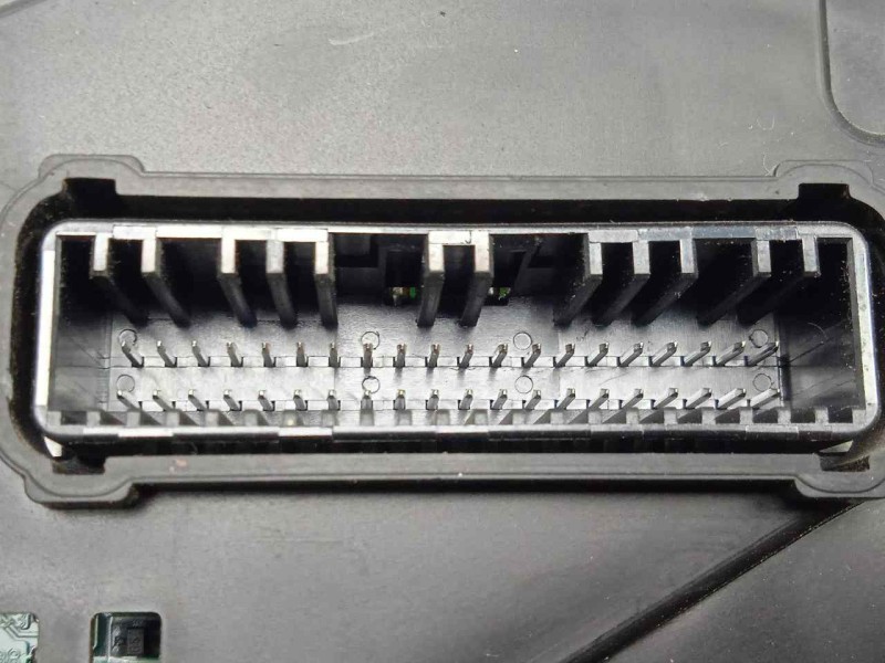 Recambio de cuadro instrumentos para hyundai i40 cw 1.7 crdi cat referencia OEM IAM 940013Z050-11001783620H  