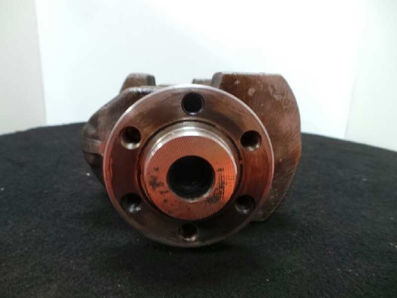 Recambio de cigueñal para nissan vanette cargo (hc23) 1.6 referencia OEM IAM 77A-312  