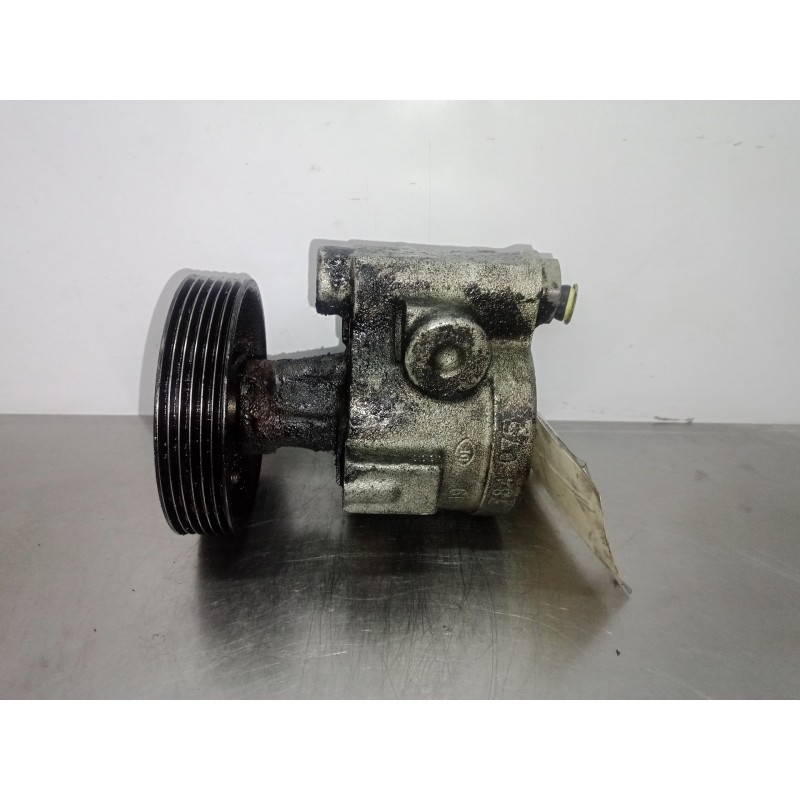 Recambio de bomba direccion para renault megane i classic (la0) 1.4 referencia OEM IAM 7700419156-7700422620  K4J750