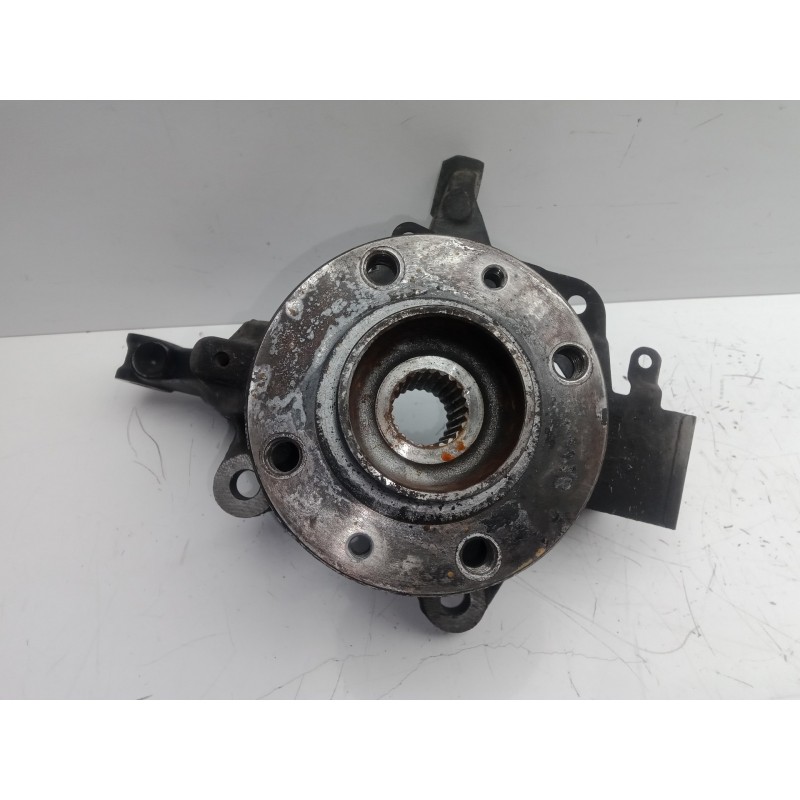 Recambio de mangueta delantera izquierda para renault clio iv 1.2 tce energy referencia OEM IAM   