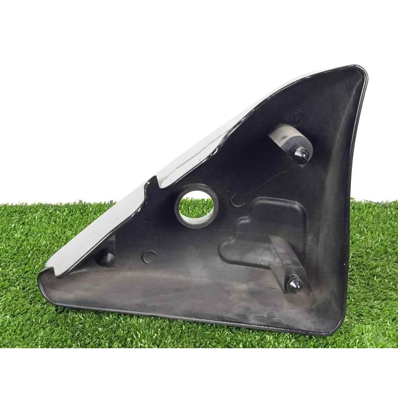 Recambio de moldura para hyosung st 700i referencia OEM IAM 47211H99D00 CENTRAL.IZQUIERDA 
