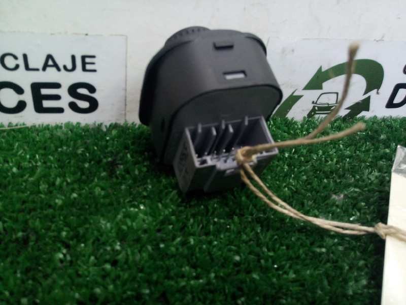 Recambio de mando retrovisor para volkswagen passat berlina (3c2) 2.0 tdi referencia OEM IAM 1K0959565F  