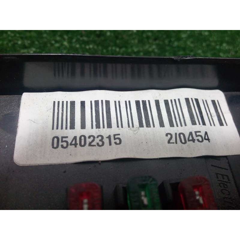 Recambio de caja reles / fusibles para volkswagen passat berlina (3c2) 2.0 tdi referencia OEM IAM 3C0937049B-BOSCH  