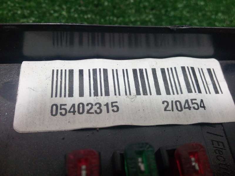 Recambio de caja reles / fusibles para volkswagen passat berlina (3c2) 2.0 tdi referencia OEM IAM 3C0937049B-BOSCH  