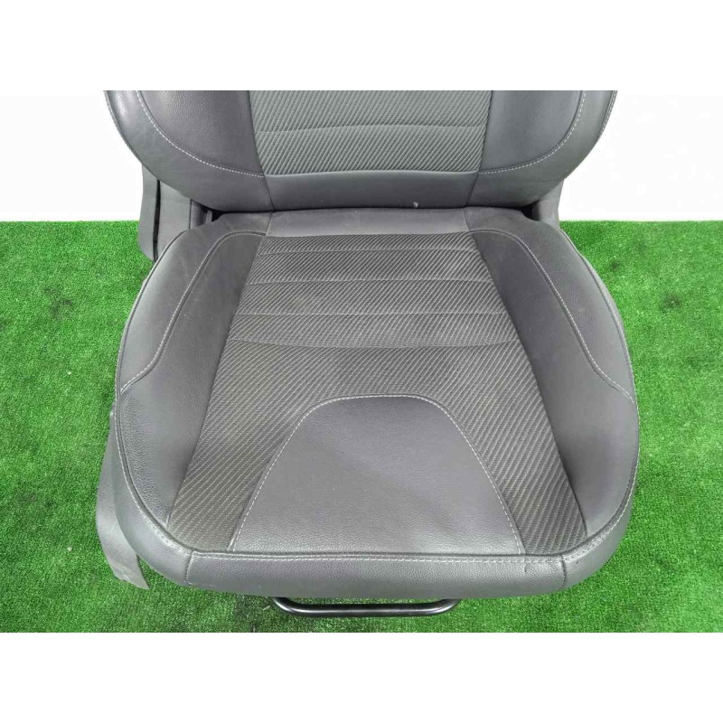 Recambio de asiento delantero derecho para ford kuga (cbs) 1.5 ecoboost cat referencia OEM IAM SINREFERENCIA CUERO - TELA 
