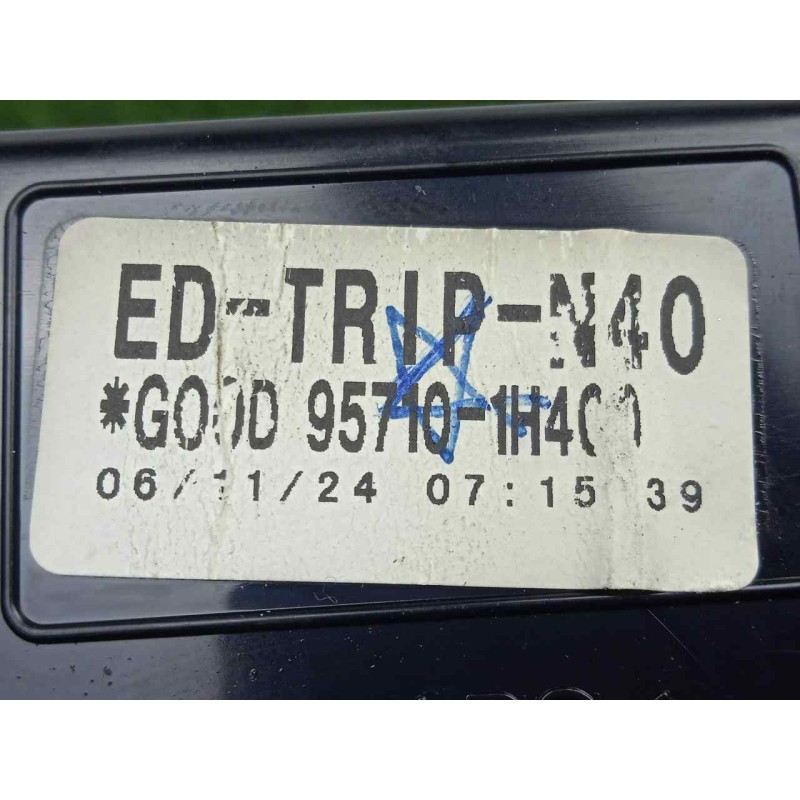 Recambio de pantalla multifuncion para kia cee´d 1.6 crdi cat referencia OEM IAM 957101H400  