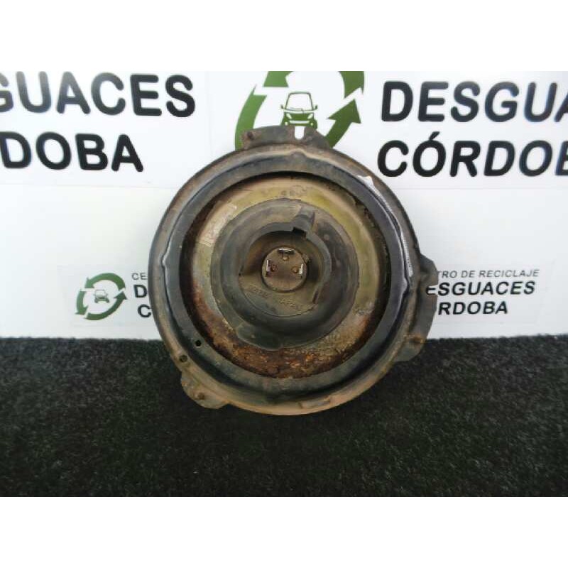 Recambio de faro derecho para mitsubishi montero (l040) 2.3 turbodiesel referencia OEM IAM MB283548 PAJERO. KOITO