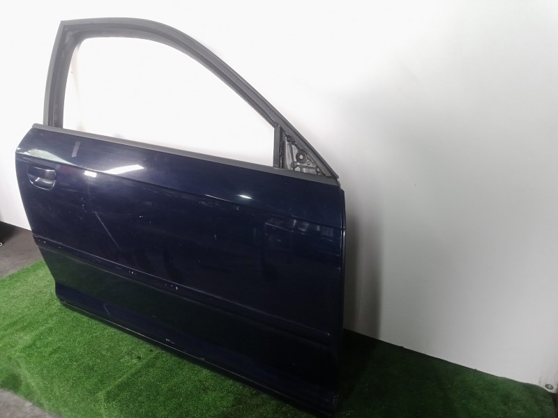 Recambio de puerta delantera derecha para audi a3 (8p) 1.9 tdi referencia OEM IAM  AZUL 