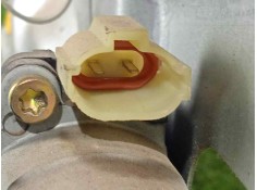 Recambio de elevalunas delantero izquierdo para kia cerato 2.0 lx crdi berlina (4-ptas.) referencia OEM IAM  ELECTRICO - 2.PINES 2