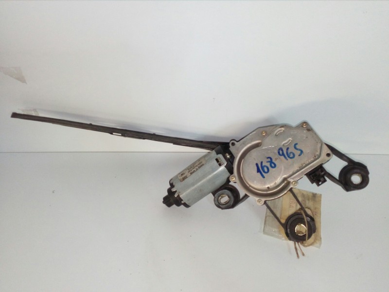 Recambio de motor limpia trasero para ford fiesta berlina (dx) referencia OEM IAM 2S61A17K441AB VALEO 3 PINES