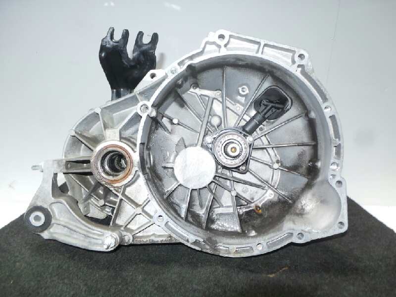 Recambio de caja cambios para ford focus berlina (cap) 1.8 tdci turbodiesel cat referencia OEM IAM 6M5R7002ZA MANUAL 5.VELOCIDAD
