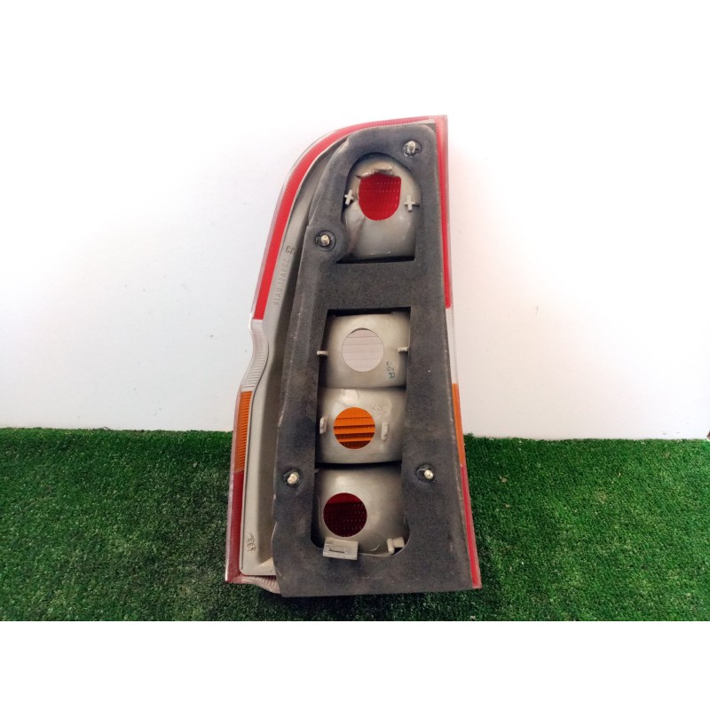 Recambio de piloto trasero derecho para ford escort berl./turnier referencia OEM IAM   RANCHERA