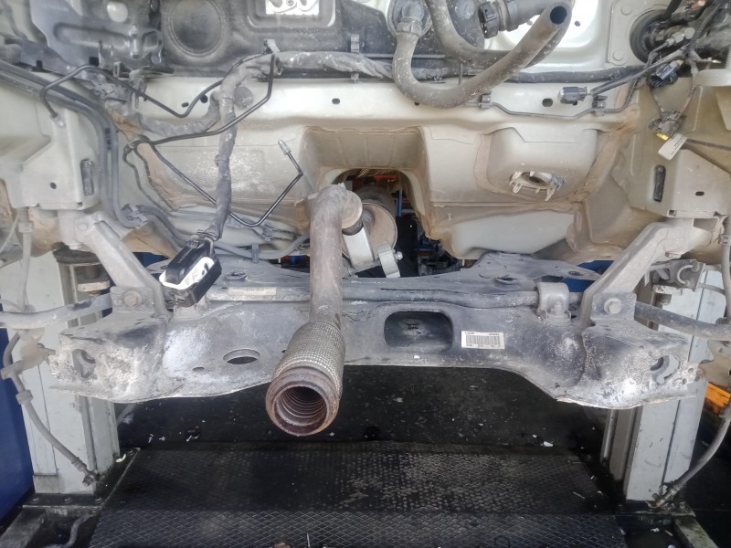 Recambio de puente delantero para peugeot 308 1.6 16v e-hdi fap referencia OEM IAM   