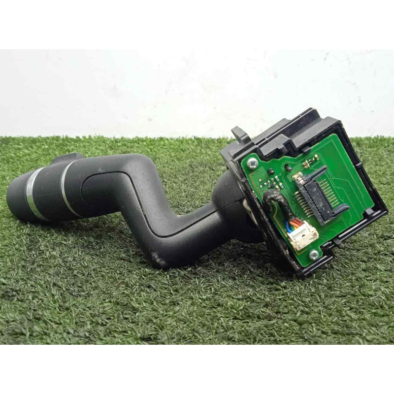 Recambio de mando limpia para land rover evoque 2.2 td4 cat referencia OEM IAM BJ323F973AB  