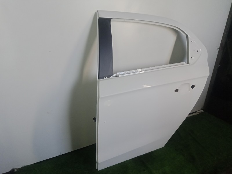 Recambio de puerta trasera izquierda para citroën c-elysée 1.6 blue-hdi fap referencia OEM IAM   