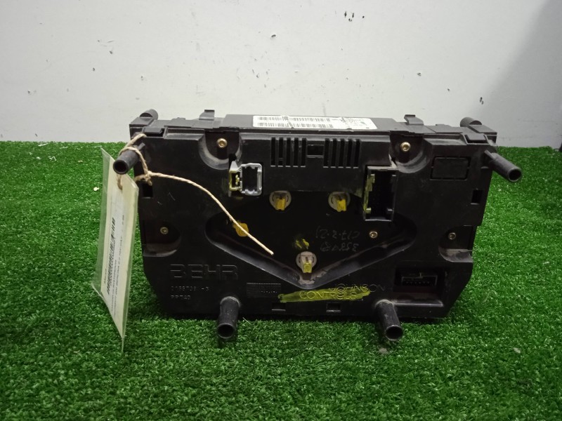 Recambio de mando climatizador para peugeot 206 berlina 2.0 16v cat referencia OEM IAM 96430550XT-216698056  