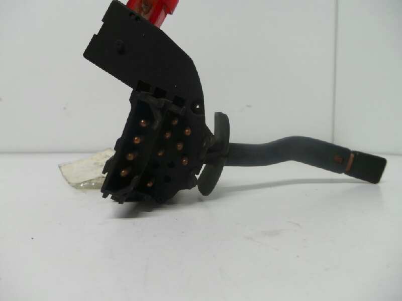 Recambio de mando intermitentes para ford fiesta berl./express 1.1 referencia OEM IAM 84FG13B302BA  