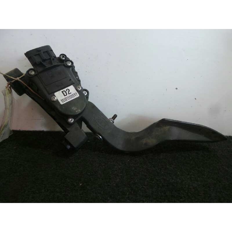 Recambio de potenciometro pedal para kia cerato 2.0 lx crdi berlina (4-ptas.) referencia OEM IAM 040512A0013 HELLA 
