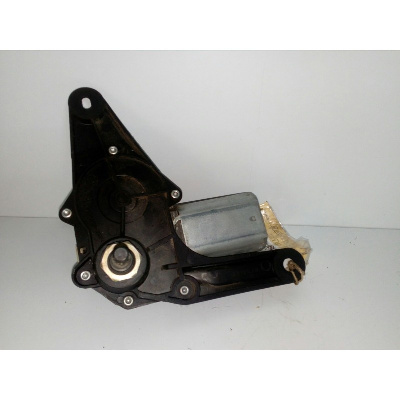 Recambio de motor limpia trasero para renault clio iii referencia OEM IAM NOTIENE VALEO 3PINES