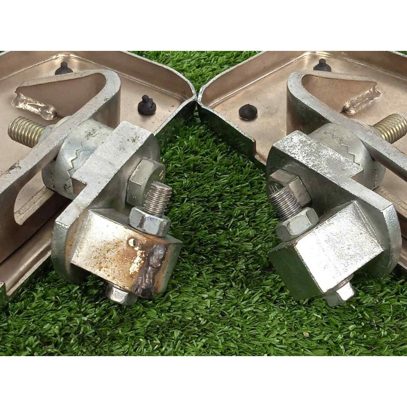 Recambio de posapie para hyosung st 700i referencia OEM IAM  ADAPTATIVO PAREJA