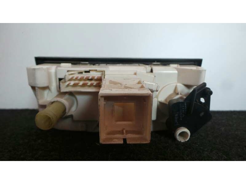 Recambio de mando calefaccion / aire acondicionado para opel corsa c 1.2 16v cat (z 12 xe / lw4) referencia OEM IAM 50831310 COR