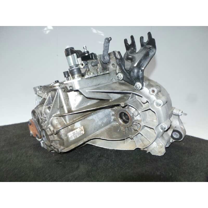 Recambio de caja cambios para ford focus berlina (cap) 1.8 tdci turbodiesel cat referencia OEM IAM 6M5R7002ZA MANUAL 5.VELOCIDAD