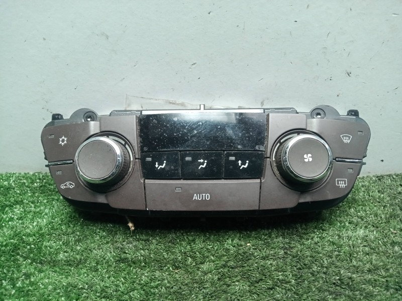Recambio de mando climatizador para opel insignia berlina 2.0 cdti cat referencia OEM IAM 13277863  