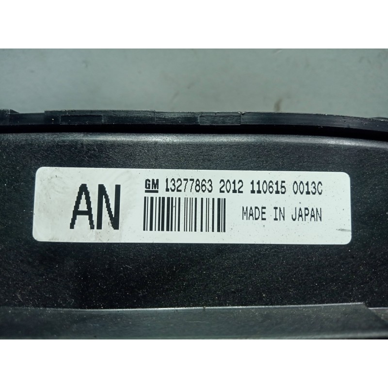 Recambio de mando climatizador para opel insignia berlina 2.0 cdti cat referencia OEM IAM 13277863  