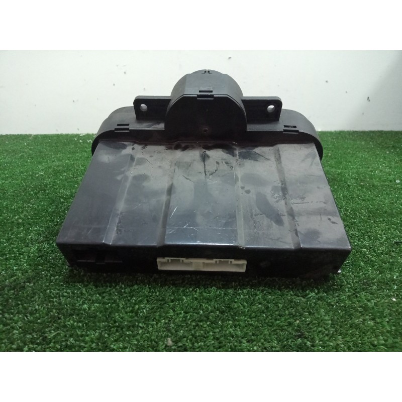 Recambio de mando climatizador para kia carens 2.0 turbodiesel cat referencia OEM IAM 0K2FB61190-C200333490 C200333490 