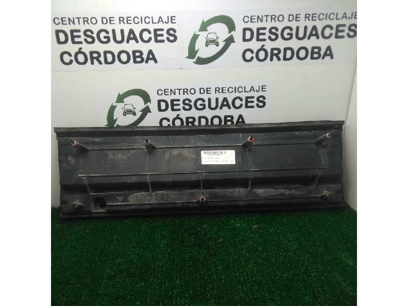 Recambio de piloto trasero central para mitsubishi eclipse (d20) 2.0 16v cat referencia OEM IAM MB479058-MB479056  