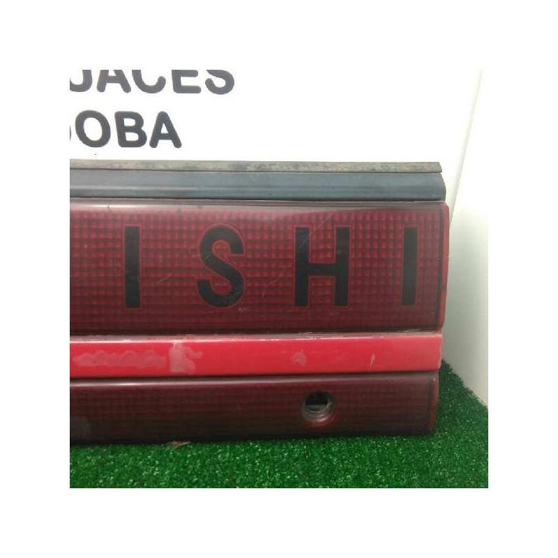 Recambio de piloto trasero central para mitsubishi eclipse (d20) 2.0 16v cat referencia OEM IAM MB479058-MB479056  