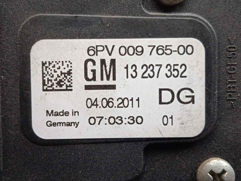 Recambio de potenciometro pedal para opel insignia berlina 2.0 cdti cat referencia OEM IAM 13237352-6PV00976500 6.PINES 