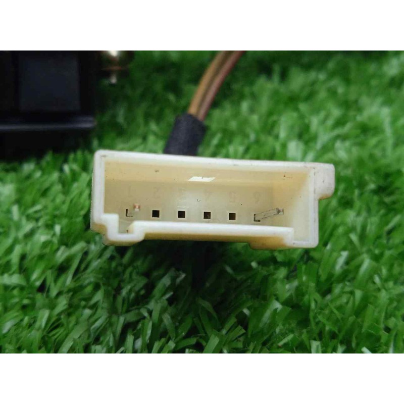 Recambio de mando luces para bmw serie 3 berlina (e36) 1.8 cat (m43) referencia OEM IAM 011003  