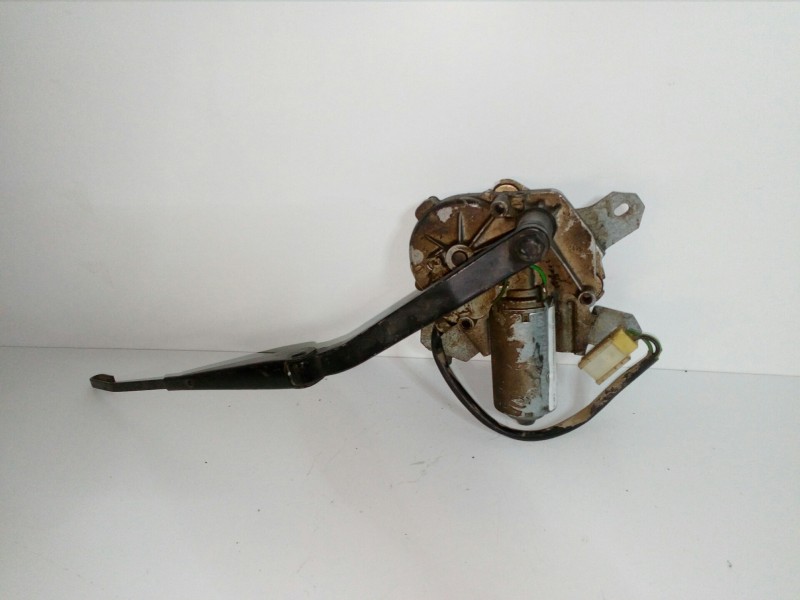 Recambio de motor limpia trasero para nissan terrano/terrano.ii (r20) referencia OEM IAM  3 PINES 