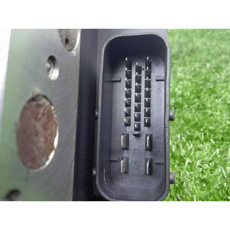 Recambio de abs para kia carens 2.0 crdi referencia OEM IAM 0K2FD437A0-0K2FD437A0-BH60113600 MANDO 