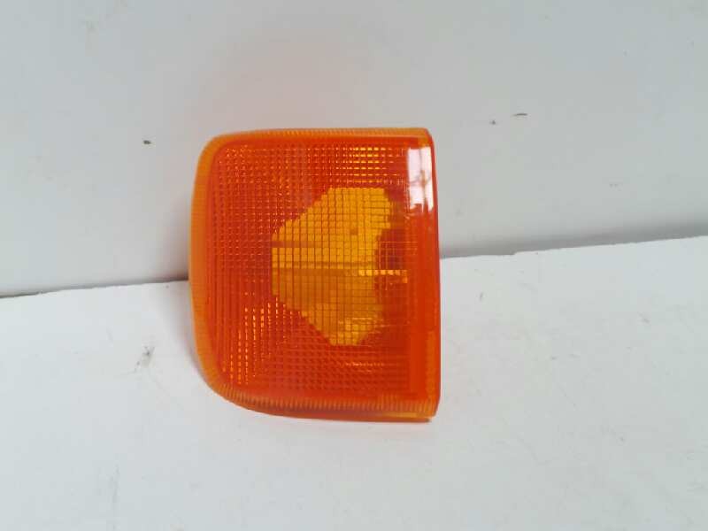 Recambio de piloto delantero derecho para ford fiesta berl./courier referencia OEM IAM 01304000D14310222 AMBAR FIESTA 83 A 89