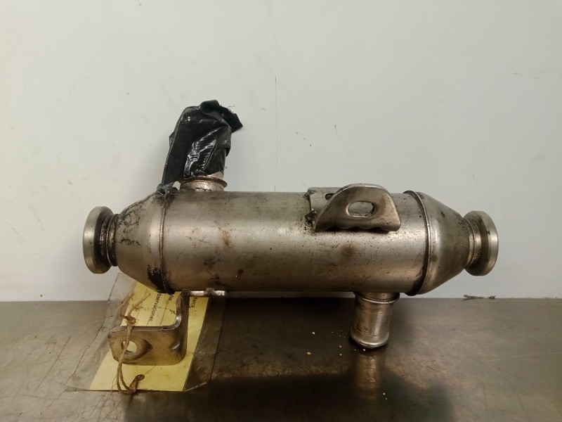 Recambio de enfriador gases egr para peugeot 307 break / sw (s1) sw referencia OEM IAM 9639874380 VALEO 