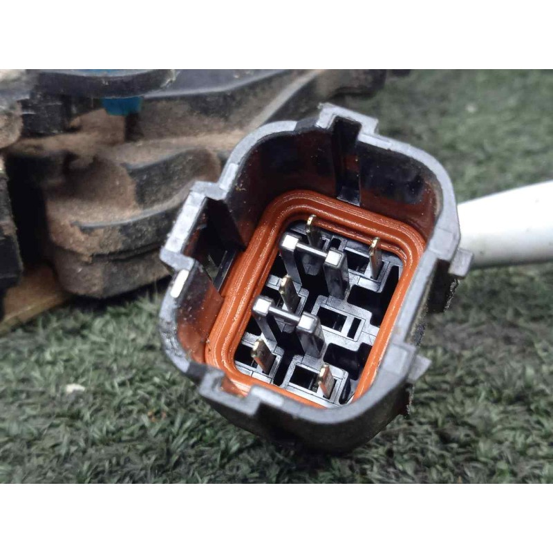 Recambio de cerradura puerta delantera derecha para kia carens 2.0 crdi referencia OEM IAM  02-06 