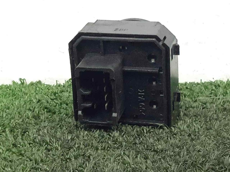 Recambio de mando retrovisor para kia carens 2.0 crdi referencia OEM IAM  7.PINES 