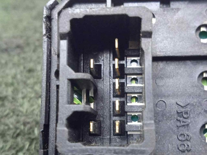 Recambio de mando retrovisor para kia carens 2.0 crdi referencia OEM IAM  7.PINES 