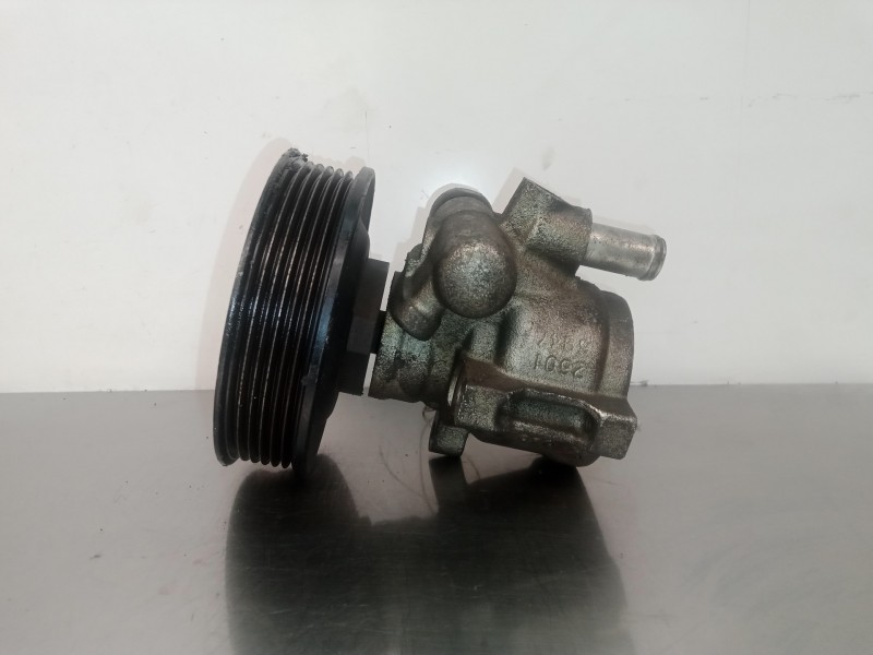 Recambio de bomba servodireccion para seat ibiza (6k1) 1.4 16v referencia OEM IAM 030145157-26046395WB 131126 AUA