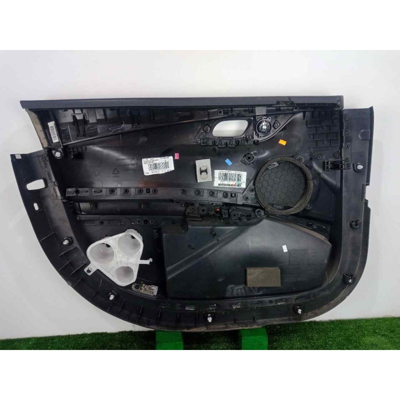 Recambio de guarnecido puerta delantera derecha para peugeot 508 2.0 16v hdi fap referencia OEM IAM 98035467ZE-9687652777  