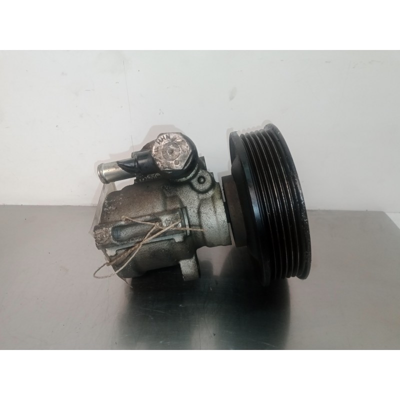 Recambio de bomba servodireccion para seat ibiza (6k1) 1.4 16v referencia OEM IAM 030145157-26046395WB 131126 AUA