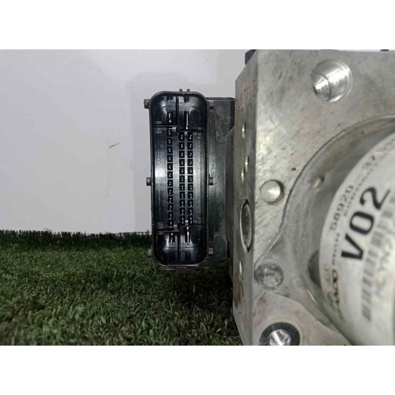Recambio de abs para hyundai i40 cw 1.7 crdi cat referencia OEM IAM BE6003I502-589203Z510 MANDO 