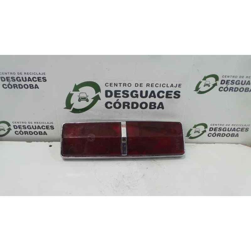 Recambio de piloto trasero derecho para seat 124 1200 referencia OEM IAM  68-71 CON PORTALAMPARAS - ROJO