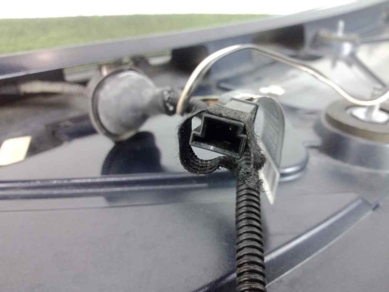 Recambio de aleron trasero para bmw x3 (e83) 2.0 16v diesel cat referencia OEM IAM 5171340038404-22944910  